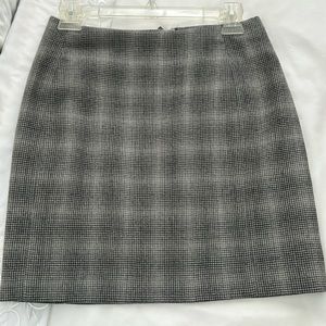 Banana Republic Skirt size 0
